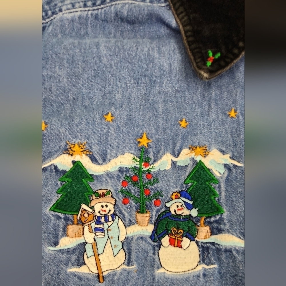 Vintage Basic Edition Holiday Christmas Holiday Snowman Family Denim Button Down - Picture 3 of 7